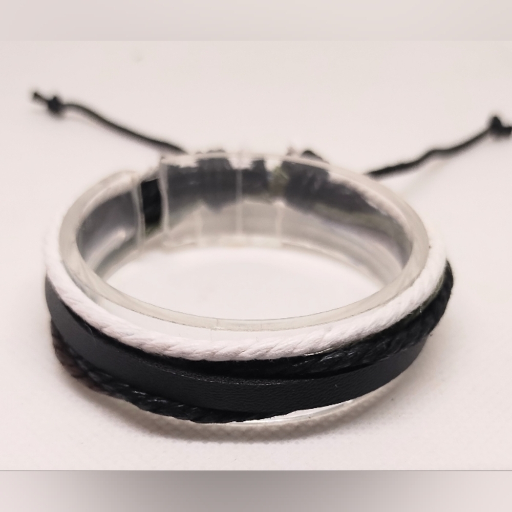 Men's Bracelet Leather Layered Black New f44